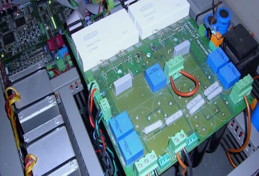 SISTEMAS ELECTRÓNICOS DE POTENCIA